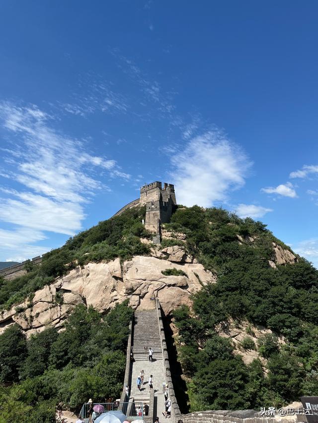 中国十大著名索道缆车景点是什么，中国最长的缆车索道（八达岭索道和缆车攻略）