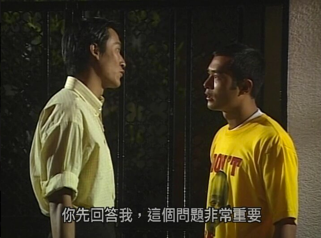 54岁tvb小生近况，54岁TVB肌肉男神晒父子合照