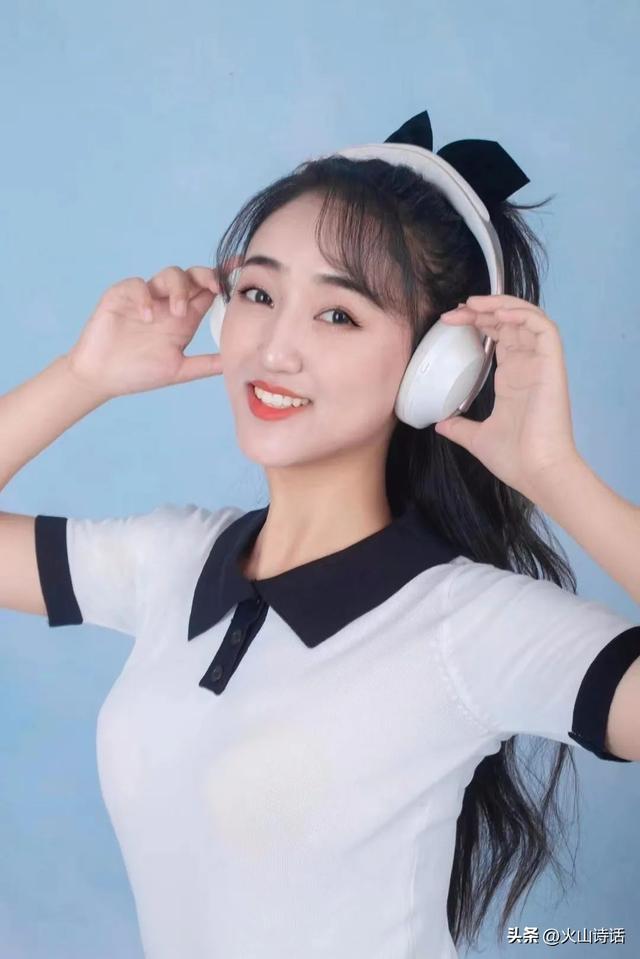 学院风裙子这么搭配秒变校园女神，学院风格裙子（还记得你的初恋吗）