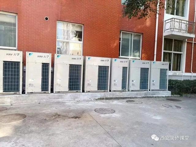 窗户出不去怎么装空调，不靠窗的房间怎么装空调（窗户太小外机出不去咋办）