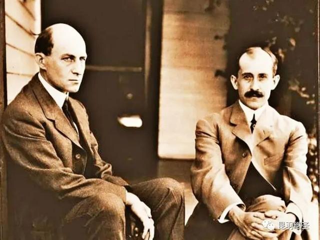 飞机是谁发明的，飞机是谁发明的哪国人（莱特兄弟发明的是飞行机器）