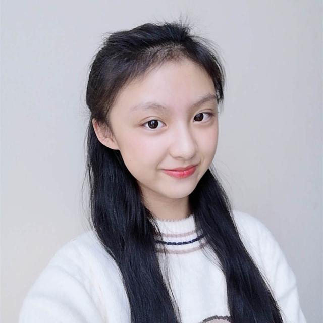 还记得演《红楼梦》的那群“小戏骨”吗？她们现在越来越漂亮了