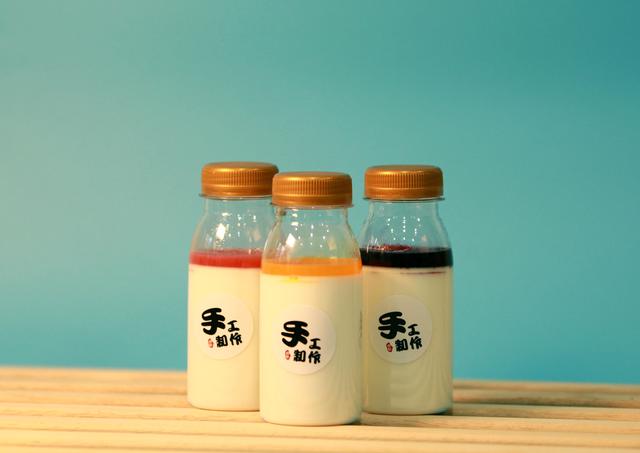 想在自己家小区里面开个小店，卖什么东西最好？
