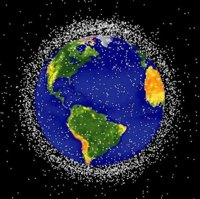 太空轨道是怎么形成的，太空飞行轨道（最近仅离14.5米）