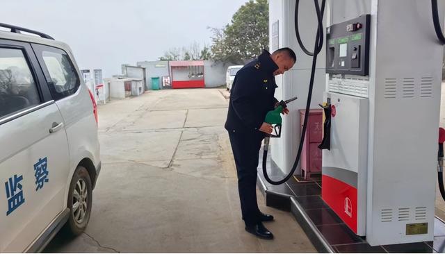 加强空气污染治理，持续抓好大气污染防治工作