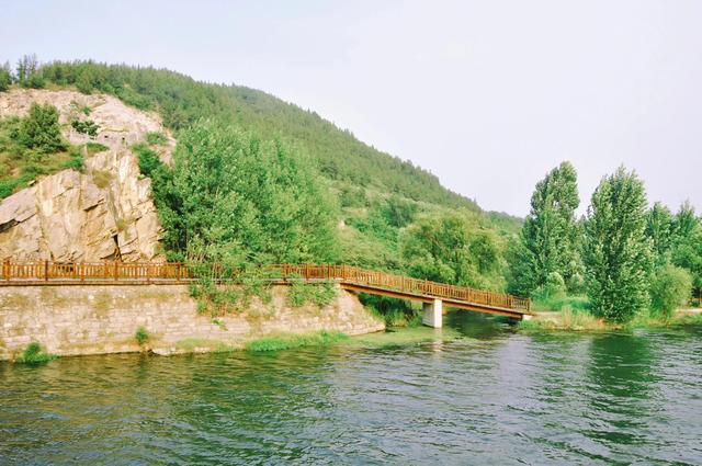 伊河水流入哪里，伊河流向哪里（伊河，流经龙门石窟的文明之流）