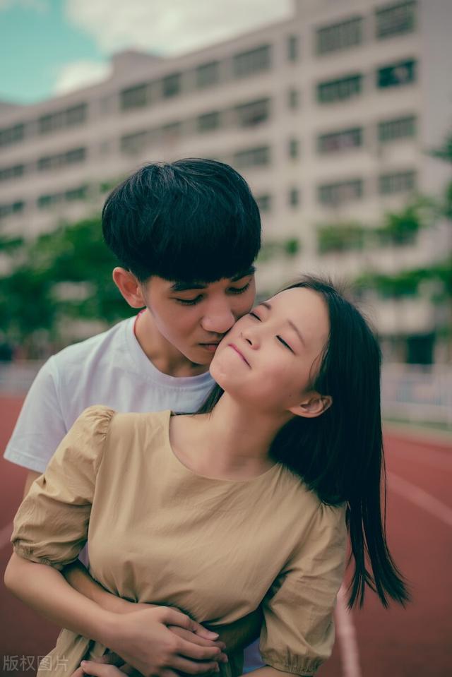 含有情字的成语，带情字的成语有哪些成语（哪些词，可以形容爱情的美好）