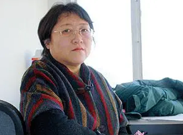 李银河的个人资料简介，李银河简介（李银河与出租车司机的“跨性别恋情”）