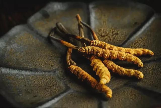 皮肤颜色怎么调，如何根据肤色色调选择合适的颜色（我新学的“变脸术”）