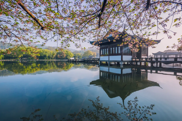 一年好景君须记最是橙黄橘绿时是什么意思，一年好景君须记最是橙黄橘绿时翻译（一年好景君须记）