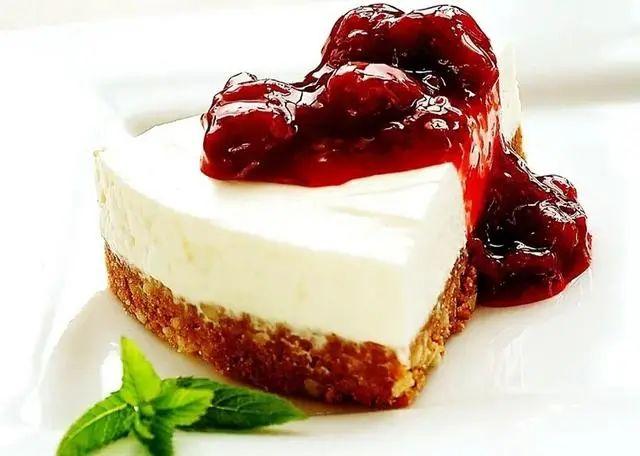 六英寸是多大的蛋糕，6寸的蛋糕多大（起司蛋糕是芝士蛋糕吗）