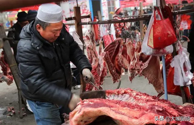 羊蝎子是羊身上的哪个部位，羊蝎子是羊的哪个部位（内行人专挑4个部位）