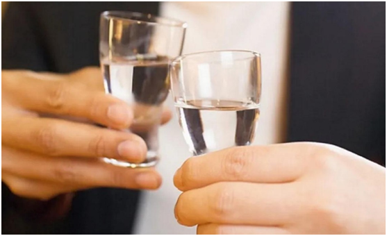 背熟10句喝酒开场白话术，背熟喝酒开场白话术（支支吾吾讲不好“开场白”）