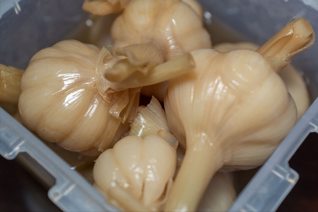 5斤糖蒜的腌制方法大全，5斤大蒜腌糖蒜正宗做法（别只会用糖和醋）
