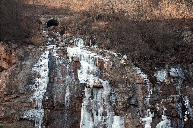 遥看瀑布挂前川的遥看是什么意思，遥看瀑布挂前川的遥是什么意思啊（已是悬崖百丈冰）