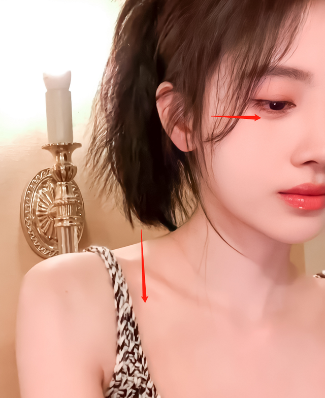 鞠婧祎照片，鞠婧祎照片仙气可爱（千年美女鞠婧祎浴室唱歌）