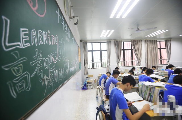 考古学并非冷专业，考古系学啥（学完就后悔的大学专业）