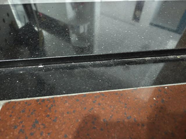 磁砖和瓷砖的区别，磁砖和瓷砖的区别在哪里（如果再铺一次瓷砖）