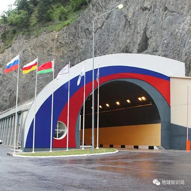 阿扎尔自治共和国，格鲁吉亚是哪个国家（想公投并入俄罗斯）