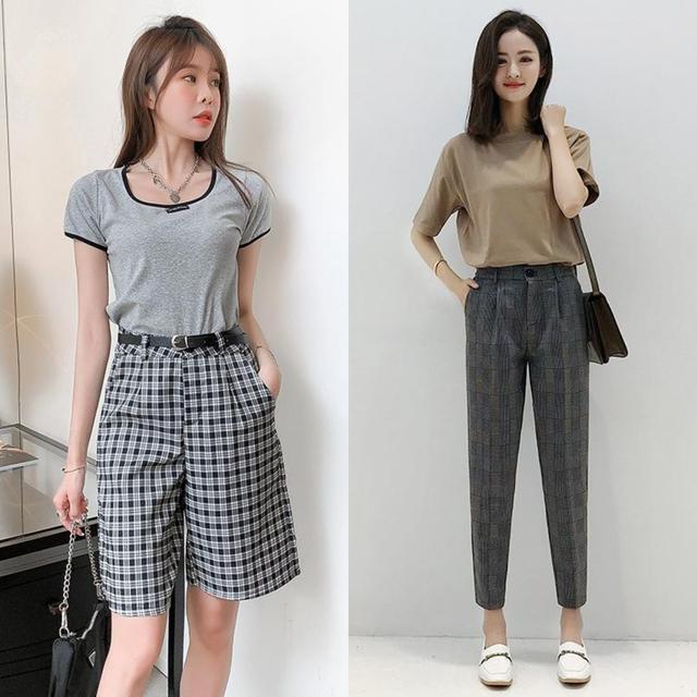 格子裤怎么搭配上衣，格子裤怎么搭配上衣夏天（比裙子时髦、比短裤好穿）