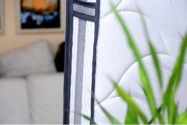 网易严选的东西靠谱吗，网易严选的东西怎么样可以买到（入手网易严选双面乳胶床垫后想说的）