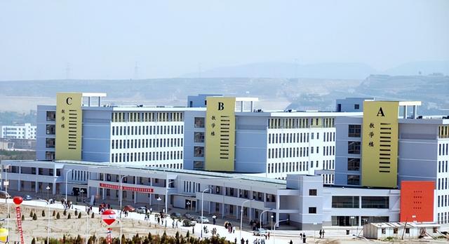 兰州财经大学是985还是211，兰州财经大学是985还是211大学（兰州的一所高校将更名为西北财经大学）