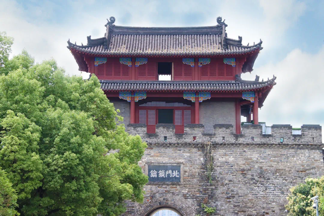 襄阳周边自驾旅游景点，襄阳旅游年卡（湖北襄阳不可错过的八大景点）