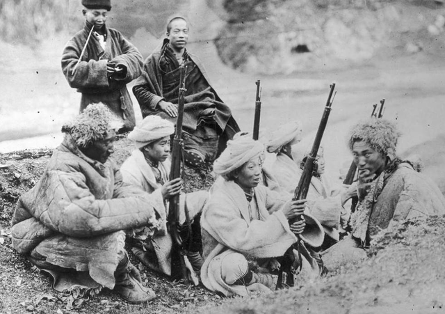 马家军的覆灭，马家军的凶残（毛泽东一向主张优待俘虏）