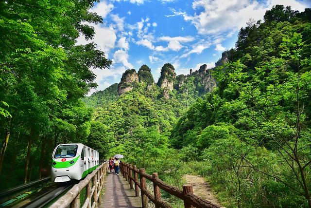 去张家界旅游景点推荐，张家界周边旅游景点推荐（“张家界”不可错过的十大景点）