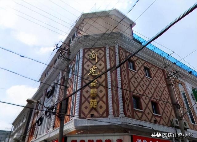 上海有什么著名的建筑，上海有名的建筑（百年上海滩百年建筑史）