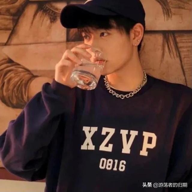 只为你画地为牢，只为你 画地为牢（精选男女生微信头像）