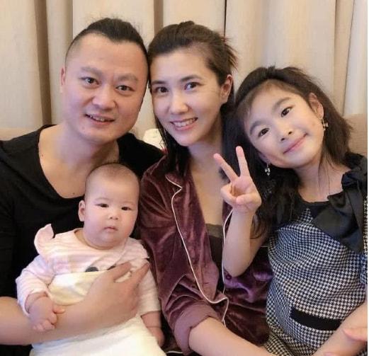 边潇潇主演的电视剧，雷佳音演过的电视剧大全（边潇潇：策划“插刀门”）