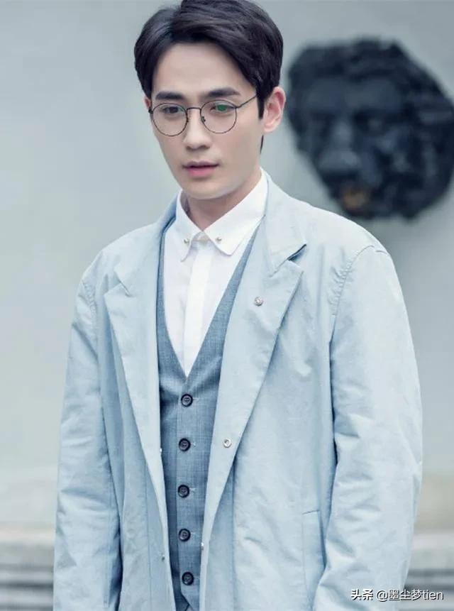 qq头像男生墨镜，戴墨镜的帅哥头像微信（当男星们戴上眼镜）