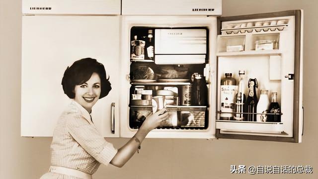 小龙虾属于海鲜类吗，小龙虾是海鲜吗（龙虾：从小龙虾到大花龙）
