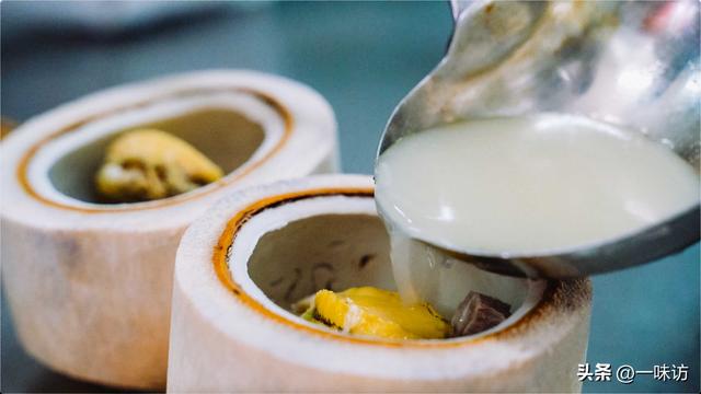 椰青怎么吃，椰子怎么吃?怎么打开?视频（香港超流行椰青炖鲍鱼汤做法）