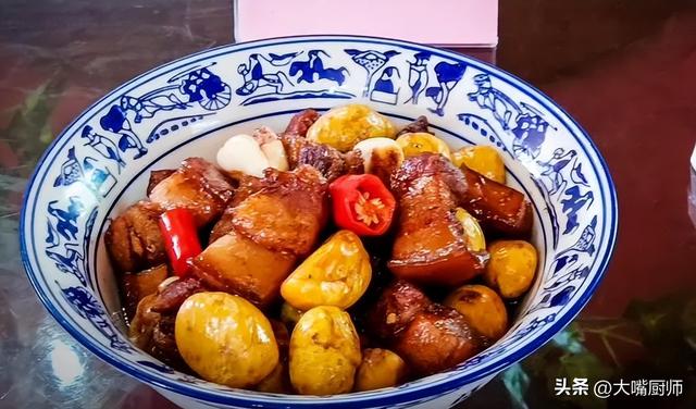 煮猪肉的方法和配料，煮猪肉用什么佐料（不管炖猪肉还是啥肉）