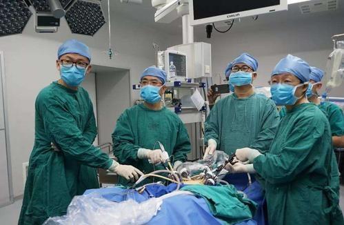 全麻手术后多久清醒，全麻手术后为什么要平躺6小时（身体会经历哪些变化）