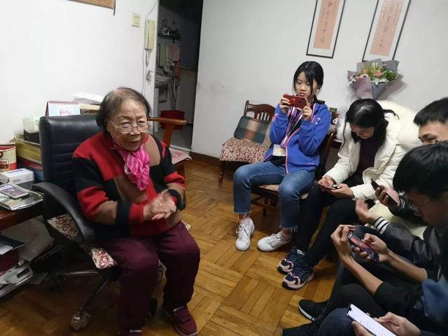 孩子性格懦弱是什么原因，孩子性格懦弱是什么原因导致的（孩子没主见胆小懦弱没出息）