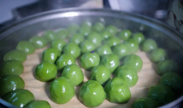 青团是哪里的特产，蒿子粑粑是哪里的特产（江南春天的味道）