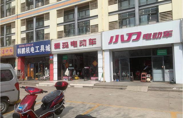 电动车一般多少钱，电动车价格2000元左右（卖一辆3000元的能挣多少钱）