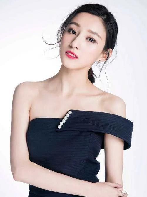 马凡舒新发写真，马凡舒性感写真照来了