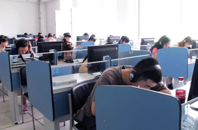 四级什么时候考，四级考试时间是什么时候（大学生选对时间）