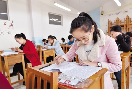 往届生是什么意思，往届生变应届生什么意思（“应届生”定义比你想得宽泛）