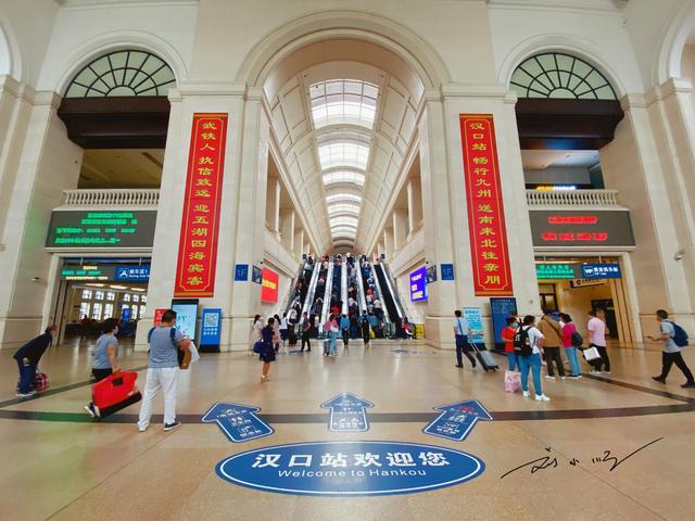 武汉是省会吗，武汉是省会城市还是直辖市（却被称为“散装城市”）