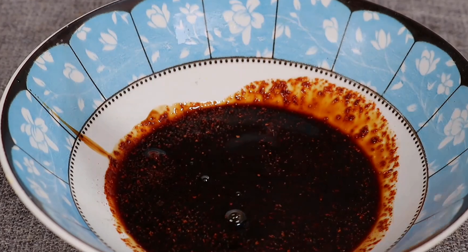 简单好吃面条做法，面条简单又好吃做法（面条这做法太好吃了）