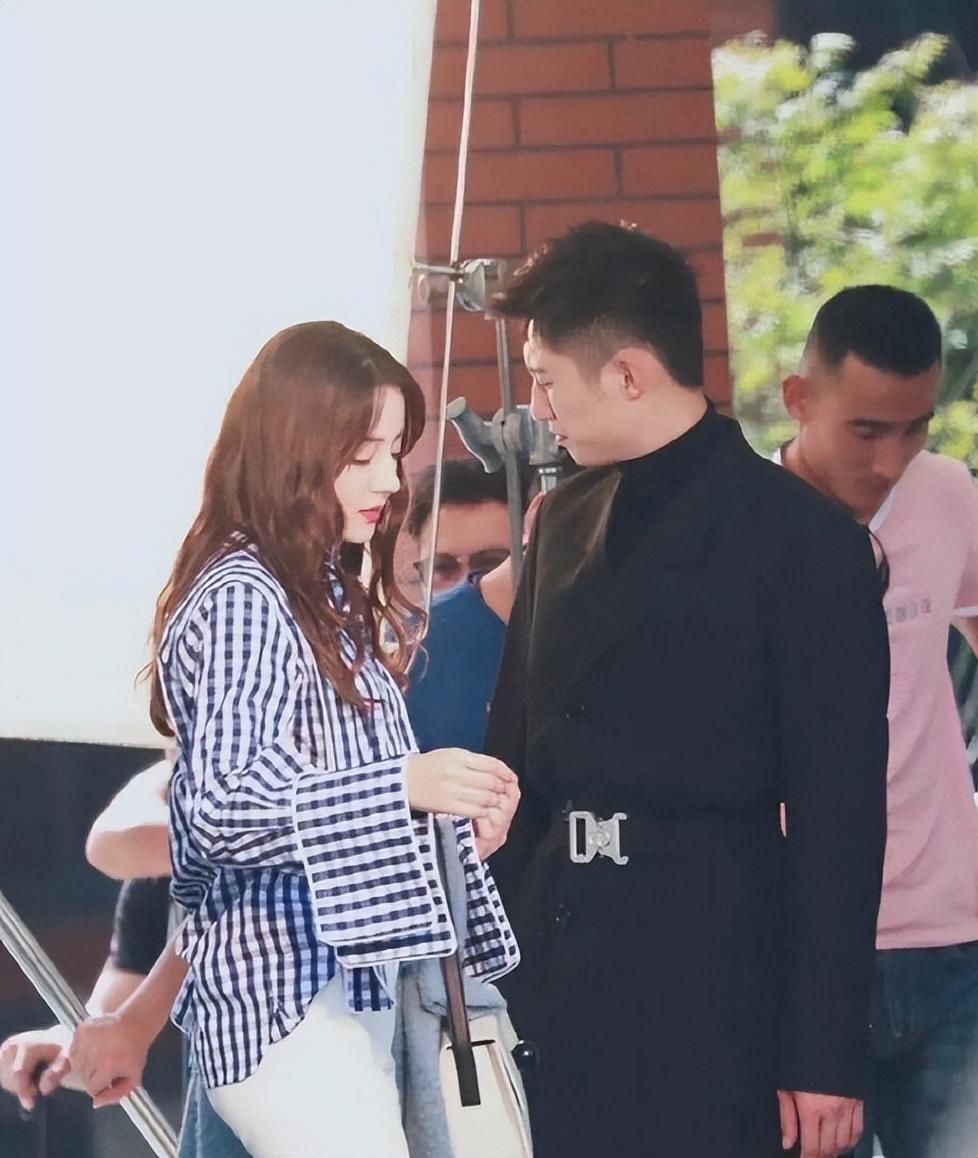 02,迪丽热巴被曝隐婚生子