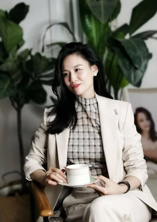 女人具备什么特点，优秀女人具备的四大特点（看这5个“特征”就知道）