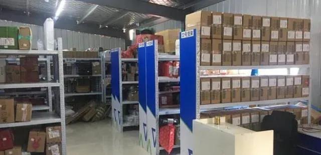 快递驿站怎么赚钱(如何自己开一家快递公司)