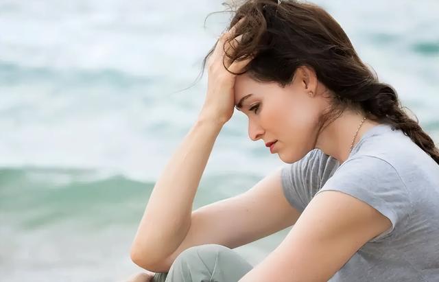 经常困是什么原因，老是困是什么原因（可能与这些因素有关）