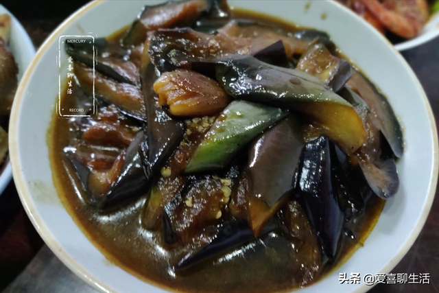 生日面怎么做好吃，面条的美味做法（老妈做一桌菜）